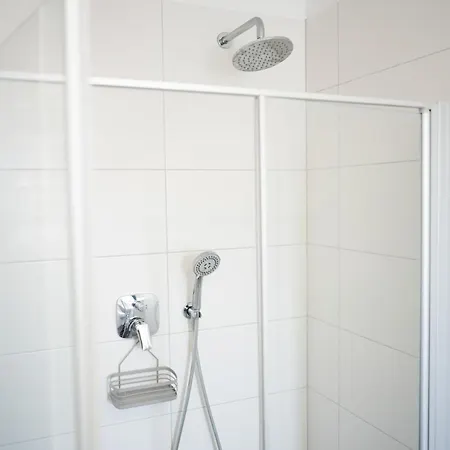 Appartement Ahoi Homes 20 Min Ham Airport 8 People